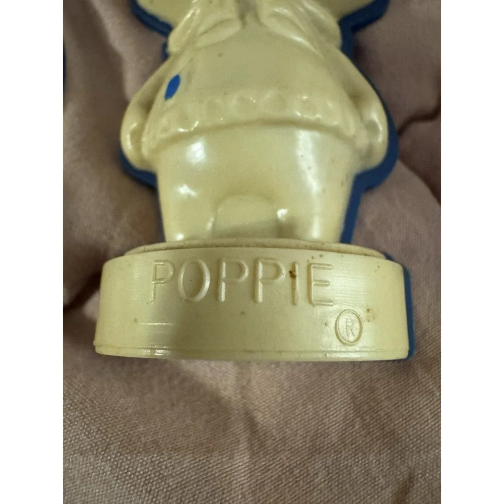 Set of 3 Vtg Pillsbury Dough Boy Pop N Fresh & Poppie Magnets & 1971 Figure